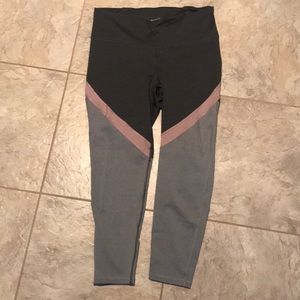 Old Navy Active Leggings